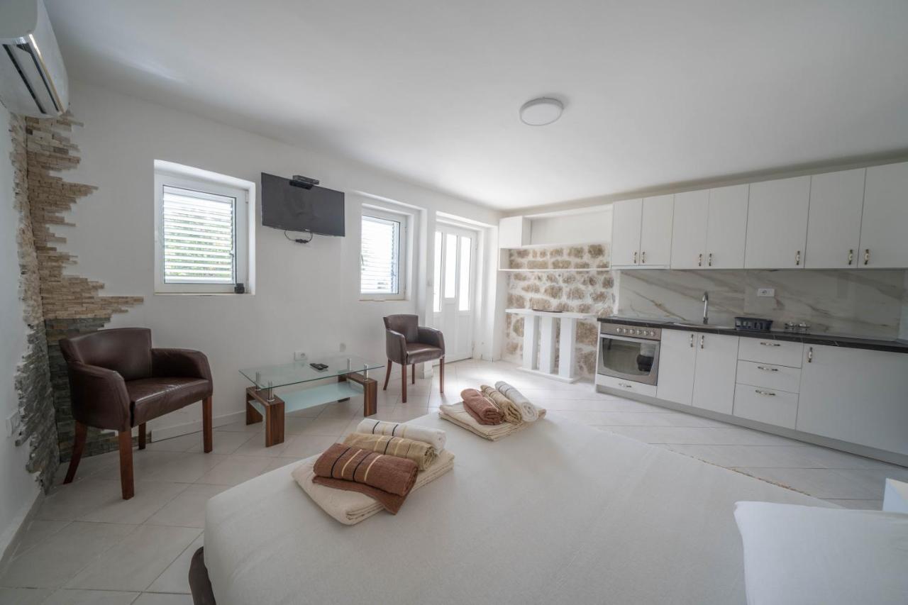 Villa Amfora Lipci Eksteriør billede